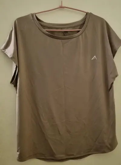 Polera deportiva beige Boulevard Active talla M - miniatura 1
