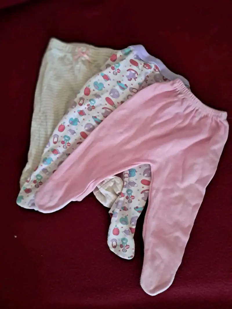 Lote de pantalones para bebé con diseños variados - 3
