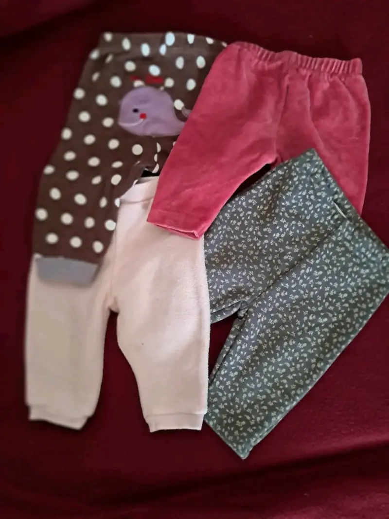 Lote de pantalones para bebé con diseños variados - 4