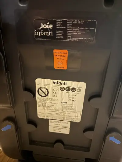 Silla de auto para bebé Infanti negra y amaril - miniatura 4