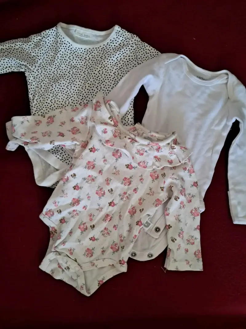 Lote de bodies para bebé de algodón varios diseñ - 1