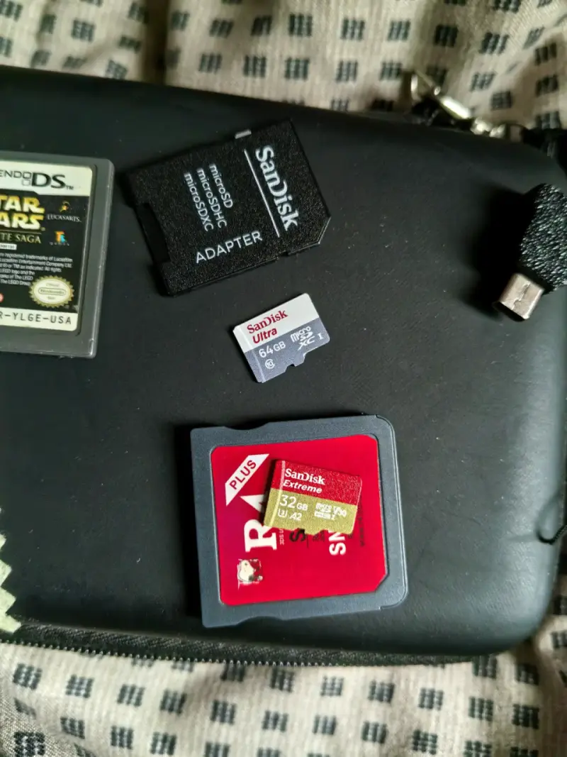 Consola Nintendo DSi LL Bronze Importada Japon - 4