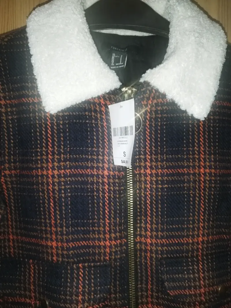 Chaqueta de cuadros con cuello de lana Forever 21 - 2