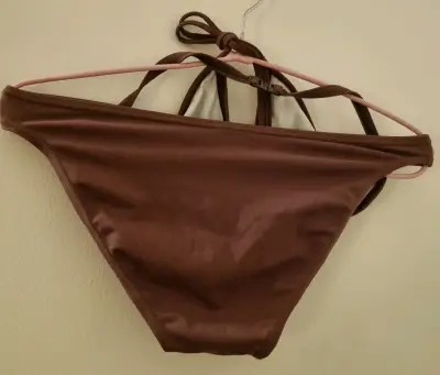 Bikini marrón con detalles bordados - miniatura 2