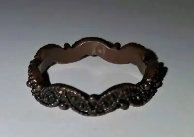 Anillo con diseño vintage - miniatura 1