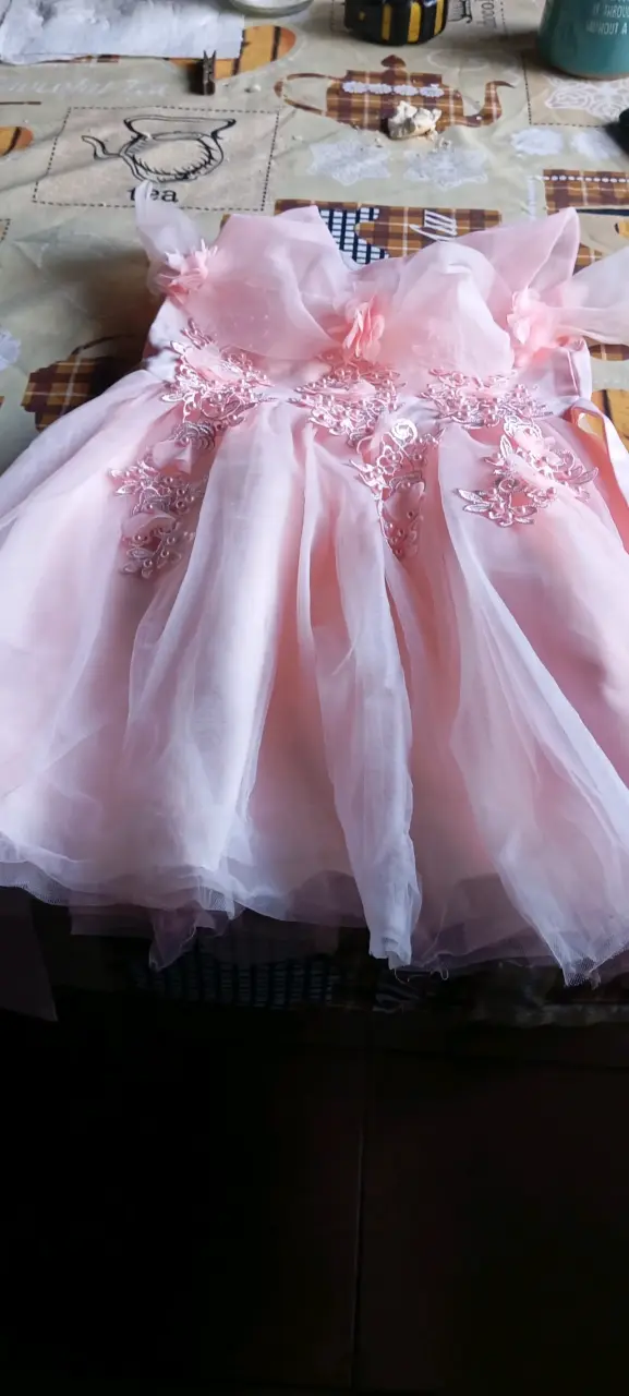 Vestido de fiesta para niña color rosa con encaje