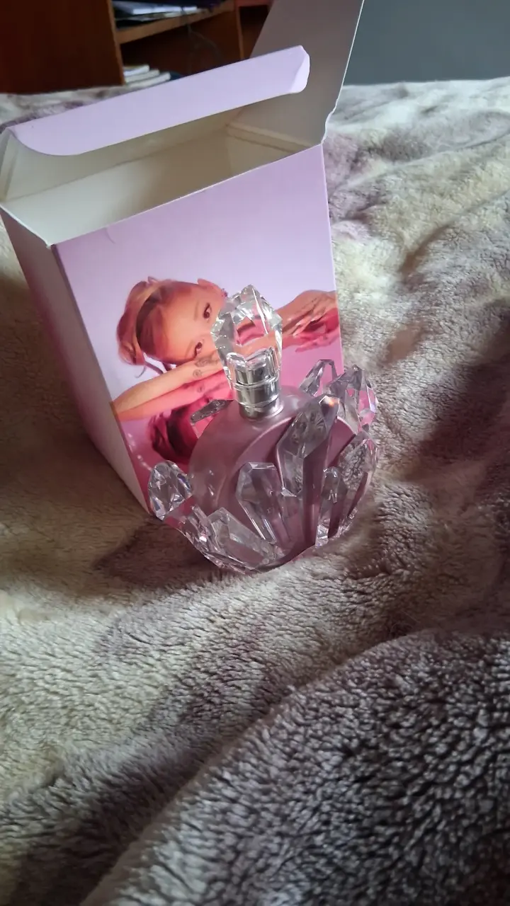Perfume Ariana Grande R.E.M. Cherry Eclipse 100 ml - 2