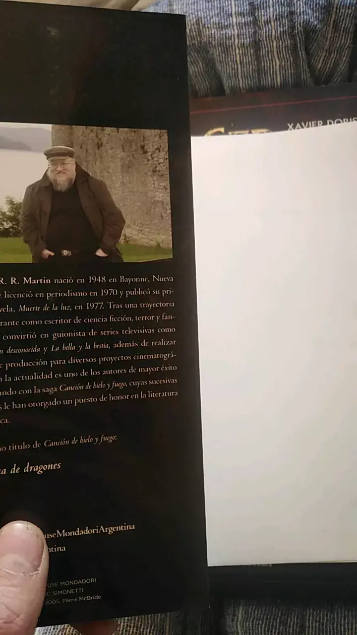 Libro Festín de Cuervos de George R. R. Martin - 2