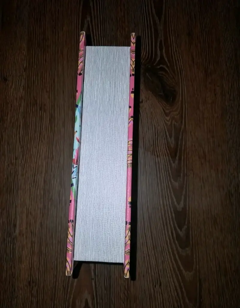 Caja decorativa con diseño de ave - 5