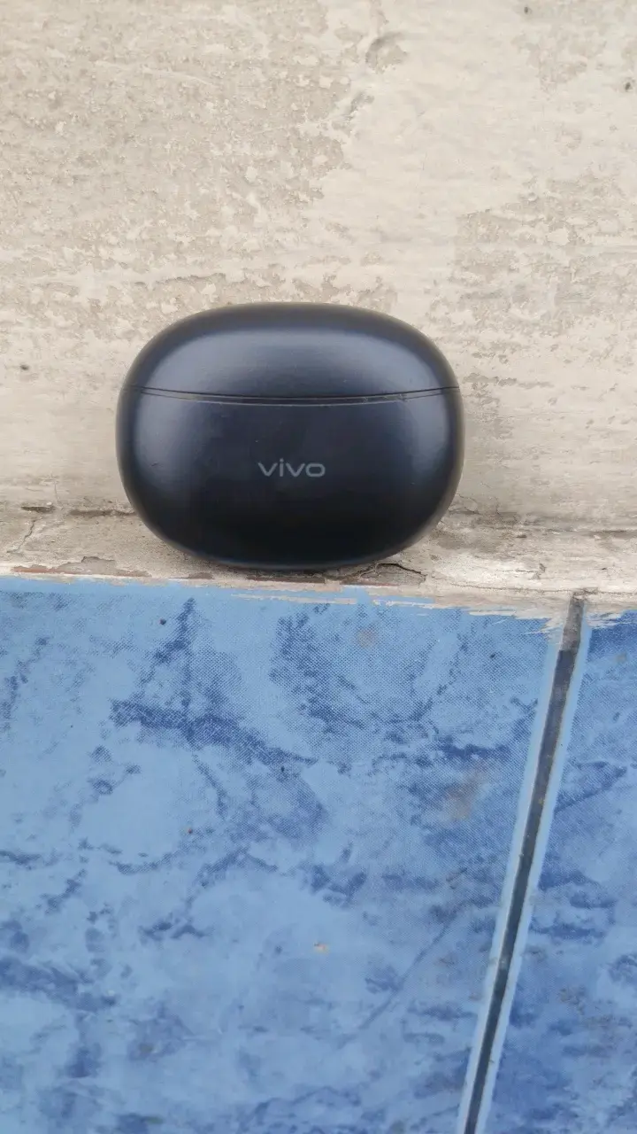 Audífonos Inalámbricos Vivo Negros - 1