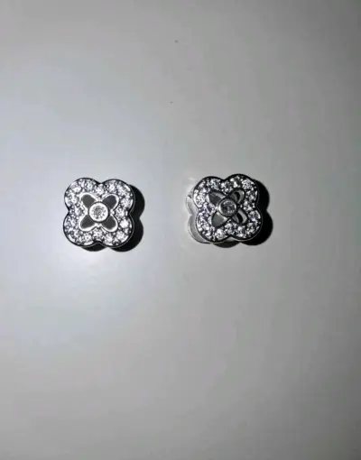 Pendientes de plata con diseño floral y brillantes - miniatura 1