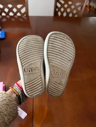 Zapatilla UMA Baby Núm 8 - miniatura 3