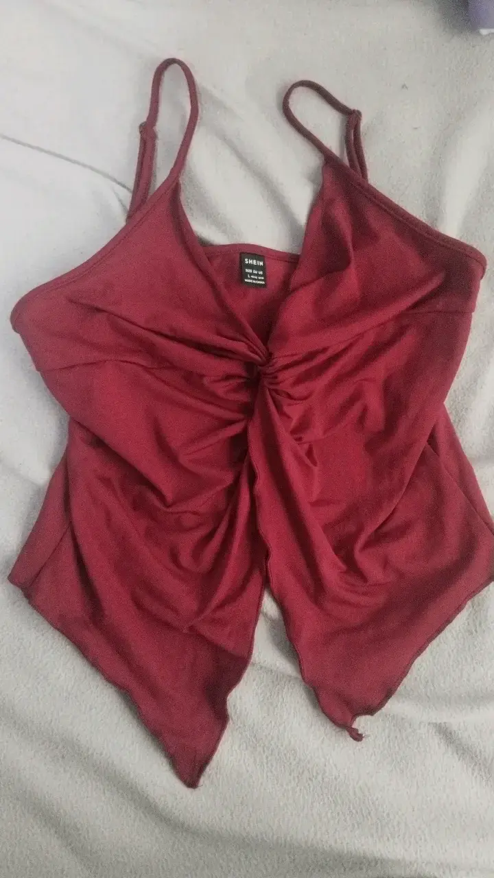 Top rojo con tirantes - 1