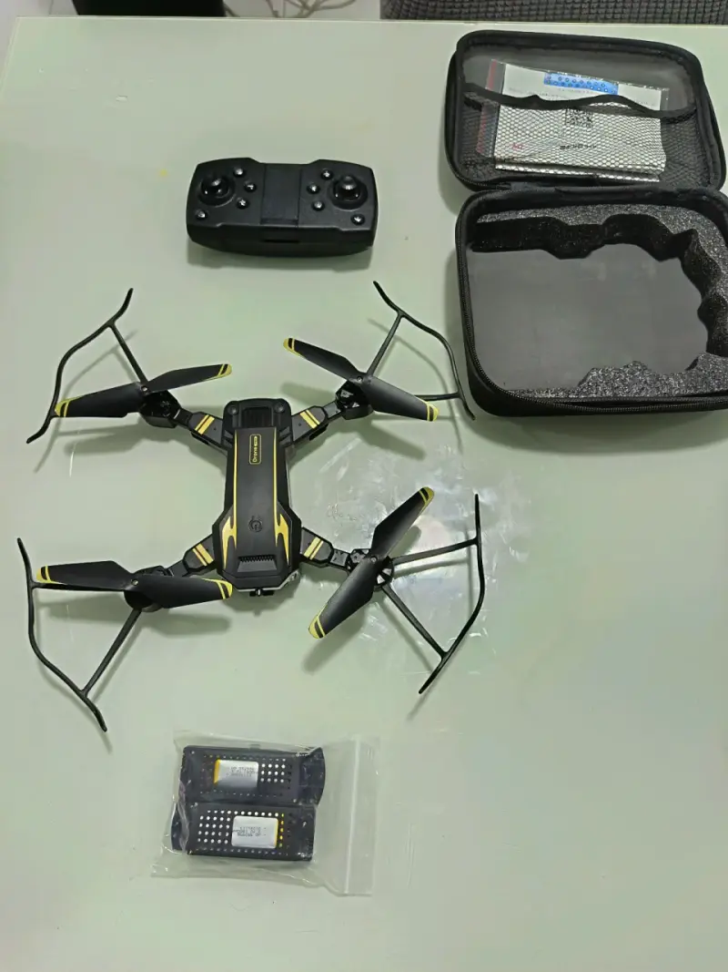 Drone plegable con control remoto y accesorios - 2
