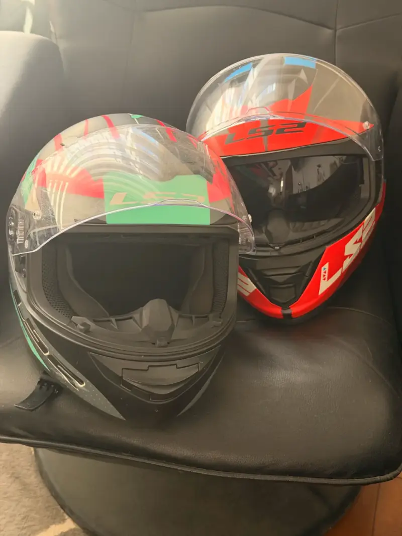 2 Cascos de moto LS2, por no uso - 6