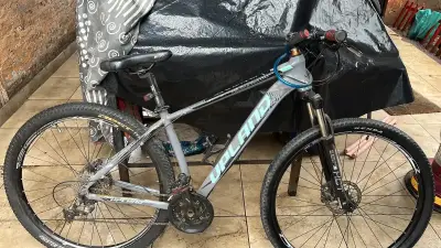 Bicicleta de montaña Upland Phantom 300 gris - miniatura 1
