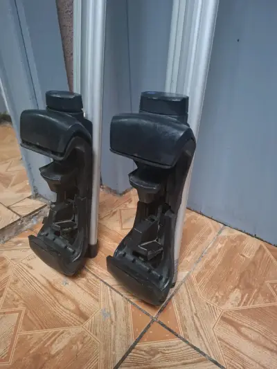 Barras portaequipaje de aluminio para auto 122cm - miniatura 2