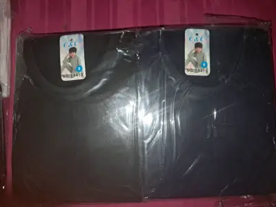 Camisetas De Niñas y Niño Y Mujer De Polar - miniatura 2