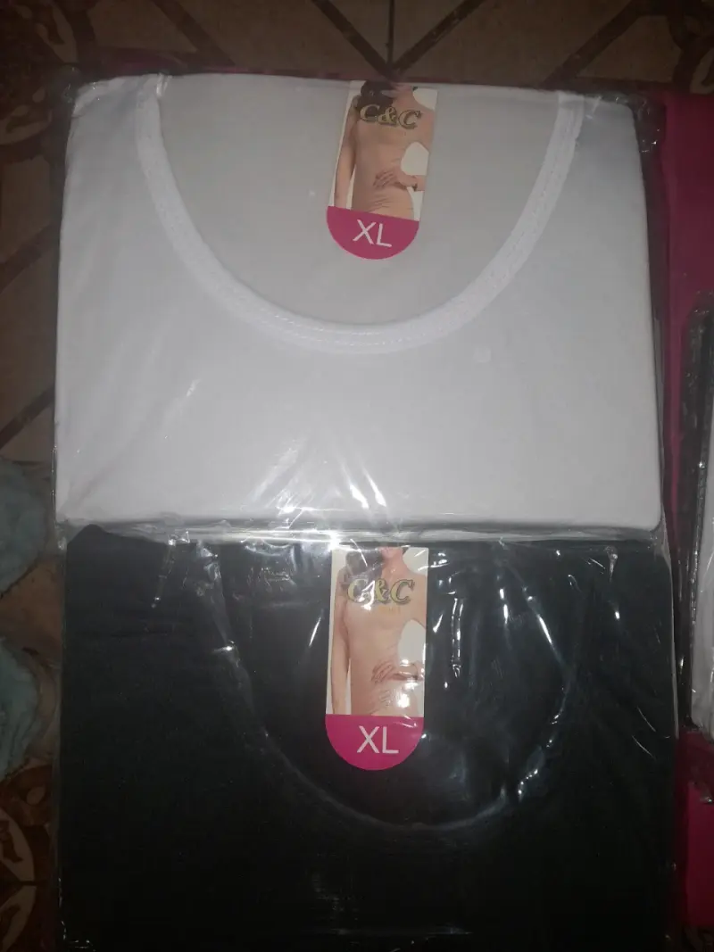 Camisetas De Niñas y Niño Y Mujer De Polar - 3