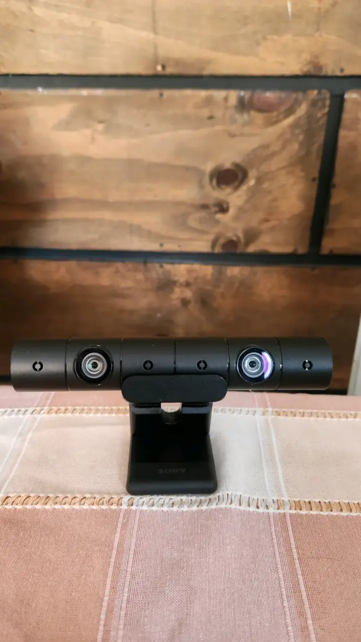 PlayStation Camera / Camara PS4 Sony con Soporte - 1