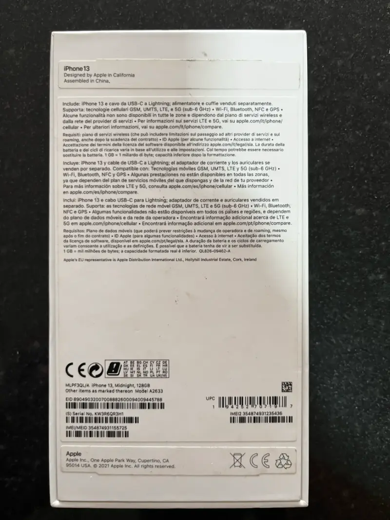iPhone 13 128GB con fundas temáticas - 6