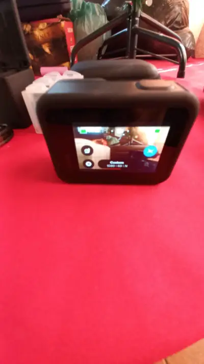 Cámara de acción GoPro Hero 8 Black con accesorios - miniatura 1