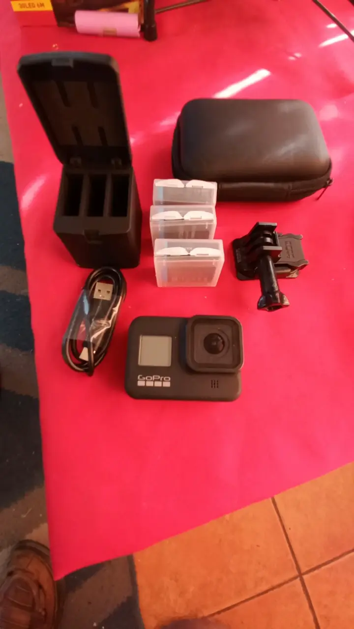 Cámara de acción GoPro Hero 8 Black con accesorios - 6