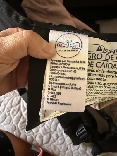Mochila portabebé Manzanita Bebé con diseño floral - miniatura 4