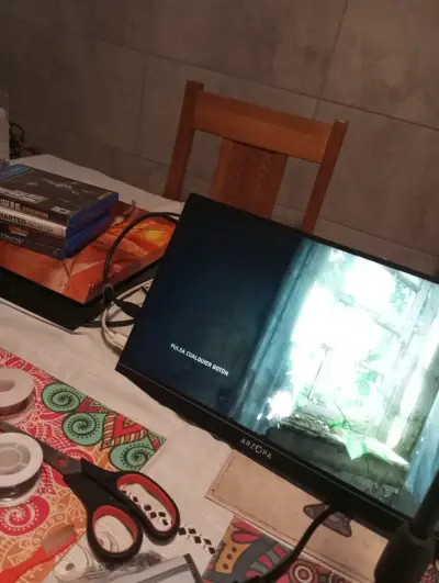 Consola PS4 con diseño personalizado y juegos incluidos - miniatura 4