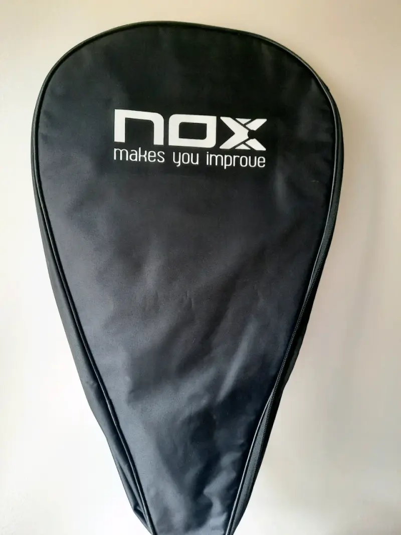 Funda de raqueta de pádel Nox negra - 1