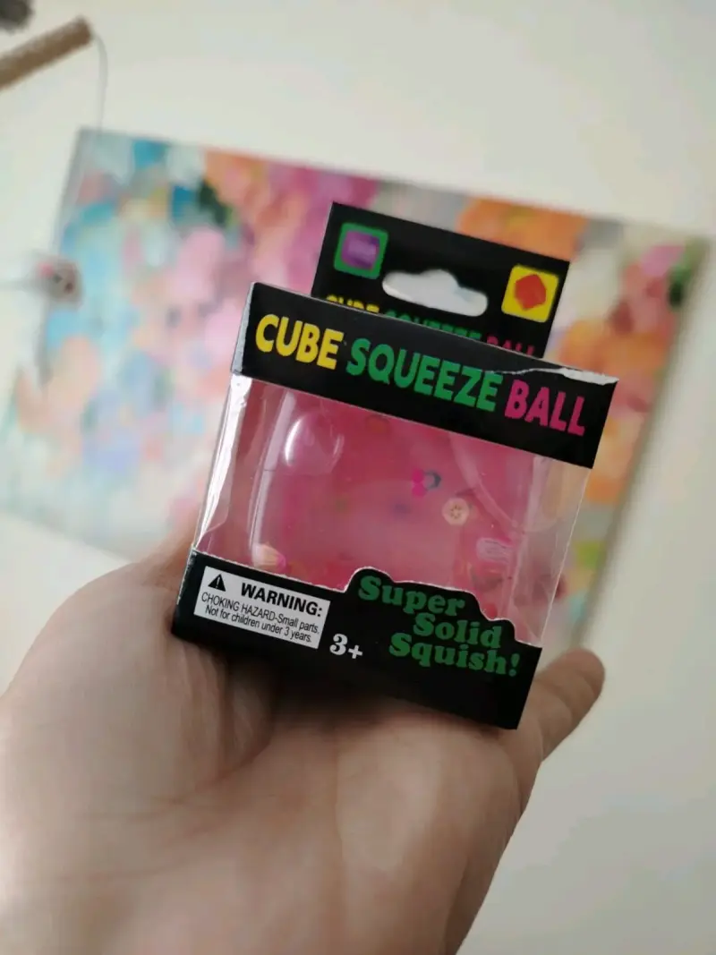 Pelotas Antiestrés en Forma de Cubo - 2