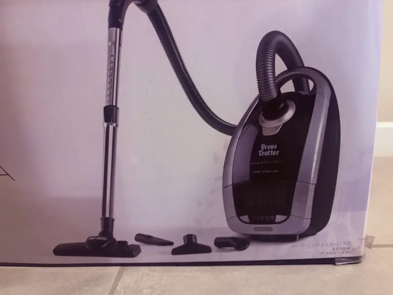 Aspiradora Ursus Trotter 2200W con filtro HEPA - 3