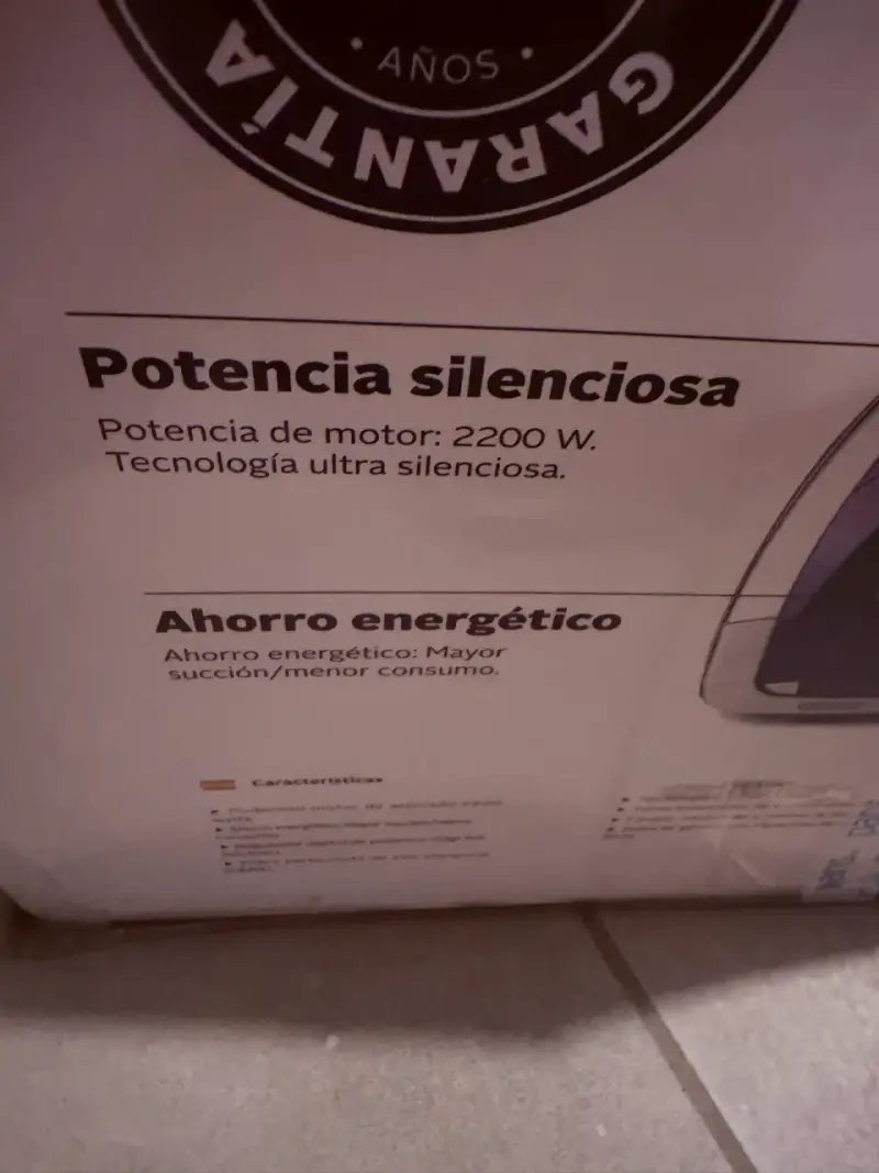 Aspiradora Ursus Trotter 2200W con filtro HEPA - 5