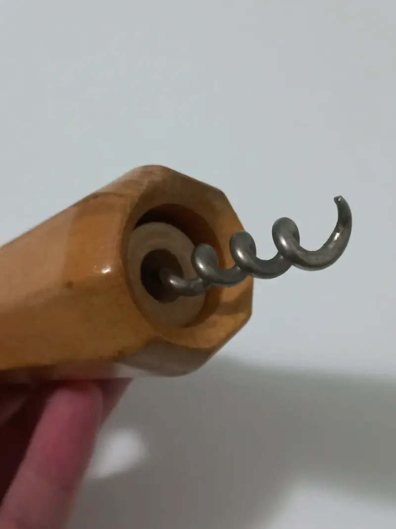 Sacacorchos de doble hélice en madera - 4