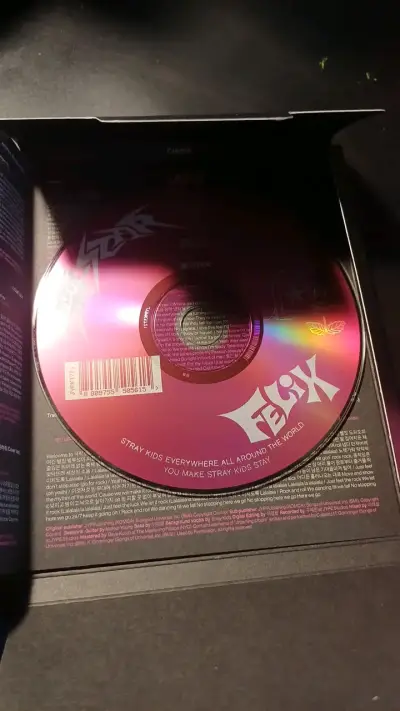 Álbum Mini Stray Kids 5-STAR Edición Felix - miniatura 3