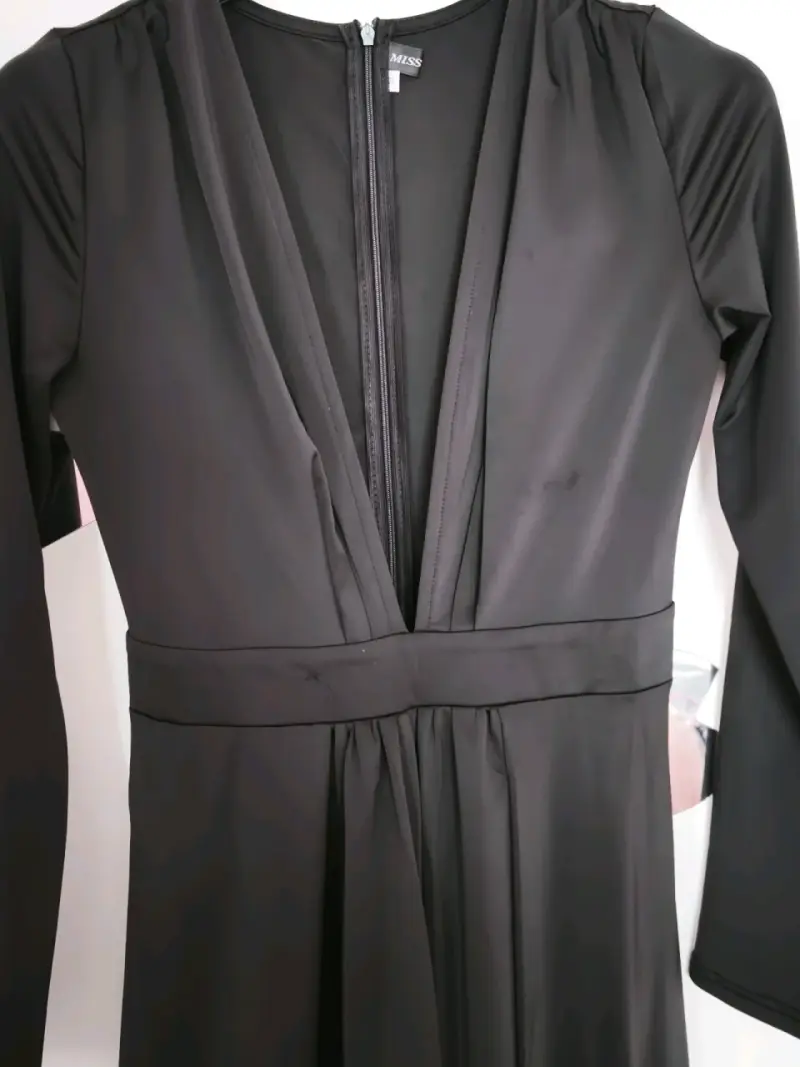 Vestido largo negro elegante para mujer - 2
