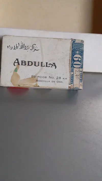 Caja de cigarrillos vintage Abdulla Egipcios No. 28 - miniatura 4