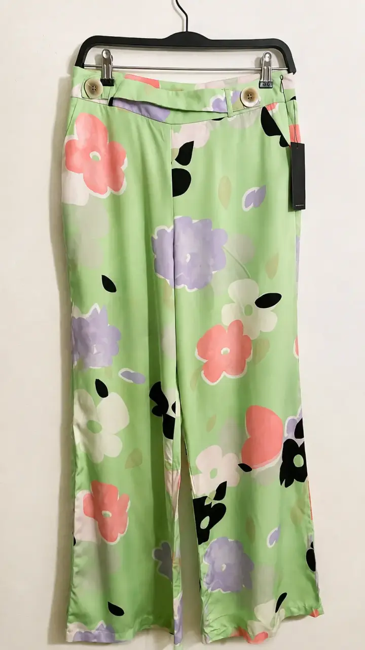 Pantalones anchos de flores verdes - 1