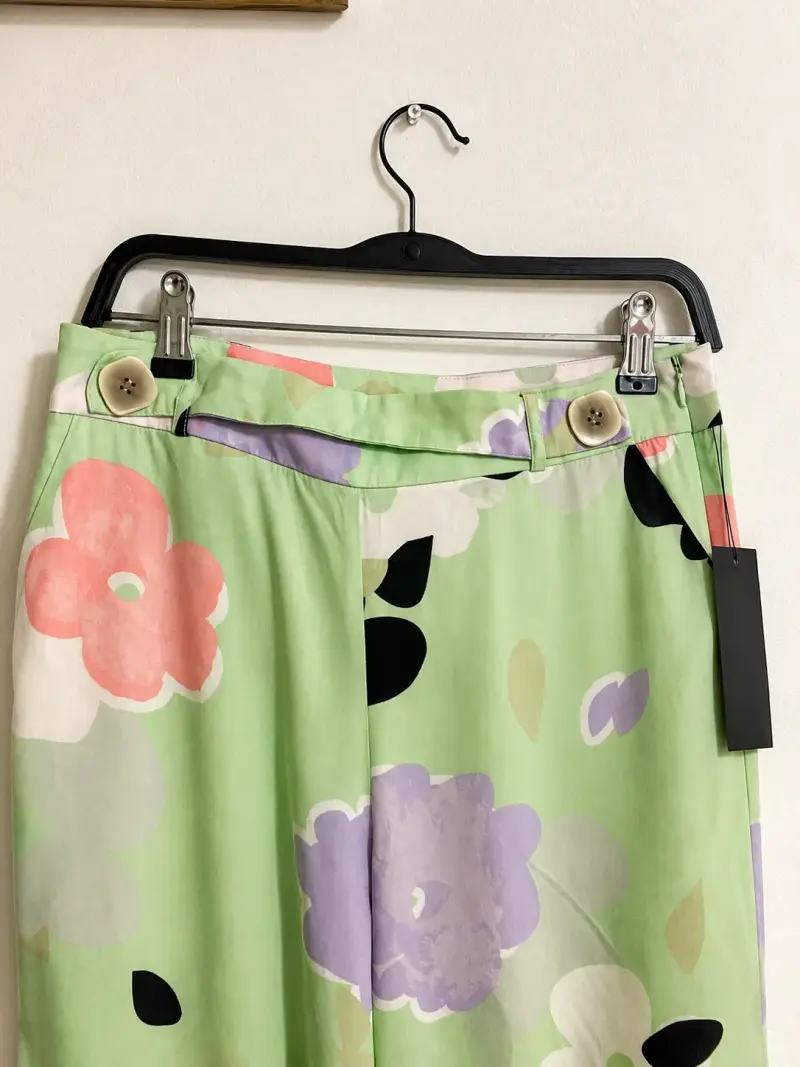 Pantalones anchos de flores verdes - 2