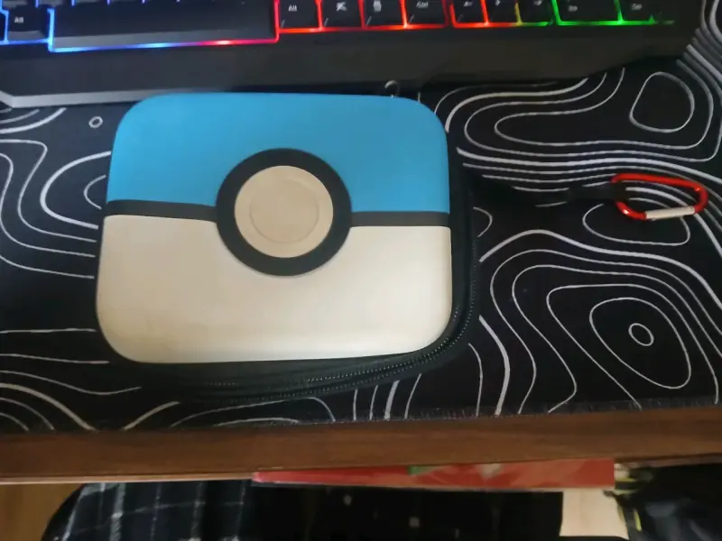 Estuche de transporte diseño Pokéball - 2
