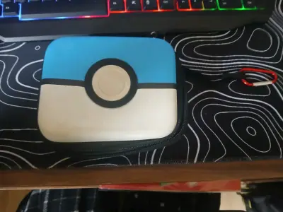 Estuche de transporte diseño Pokéball - miniatura 2