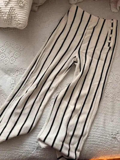 Blazer de terciopelo negro Nicopoly elegante - miniatura 2