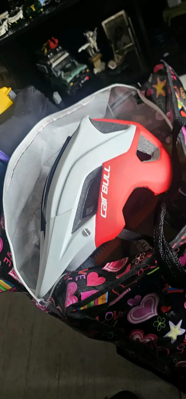 Casco de ciclismo Cairbull rojo y blanco - 2