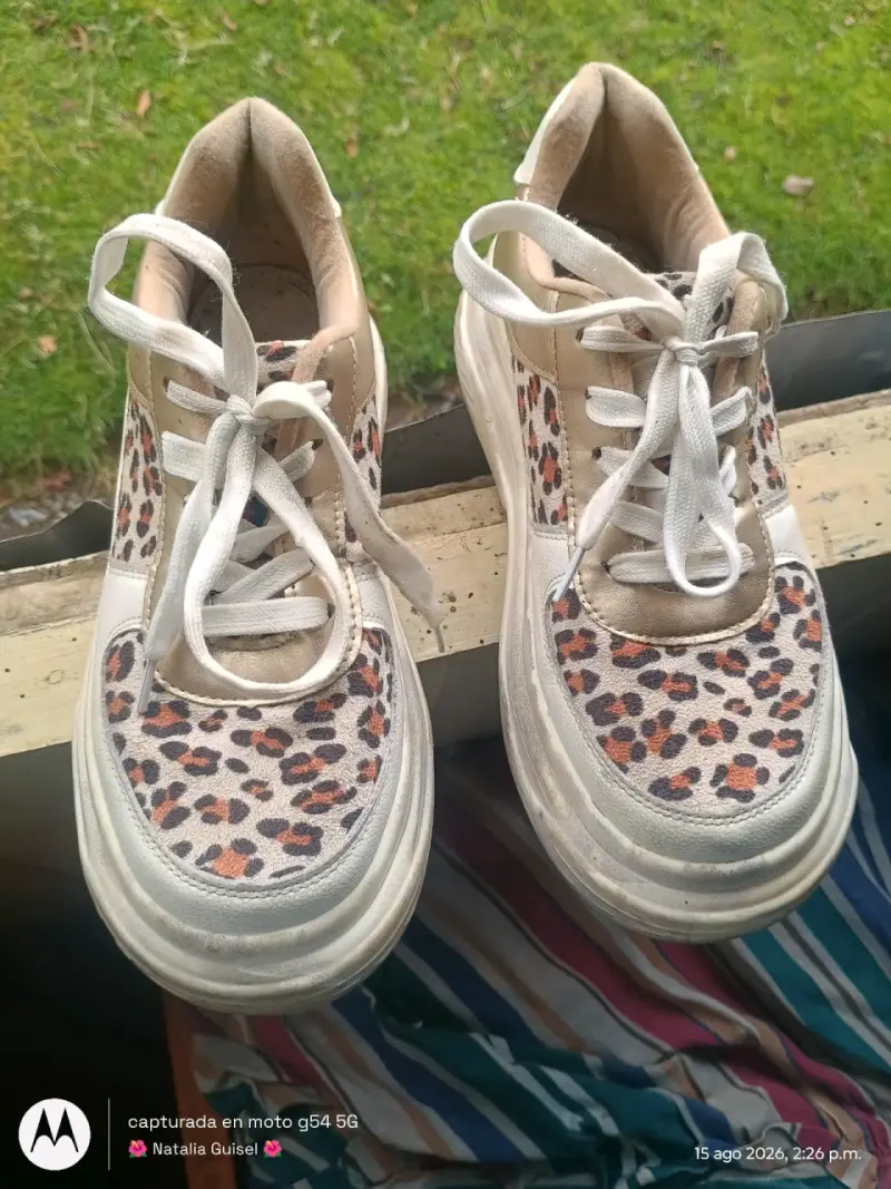 Zapatillas talla 39 - 1