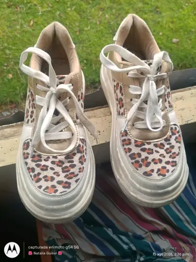 Zapatillas talla 39 - miniatura 1