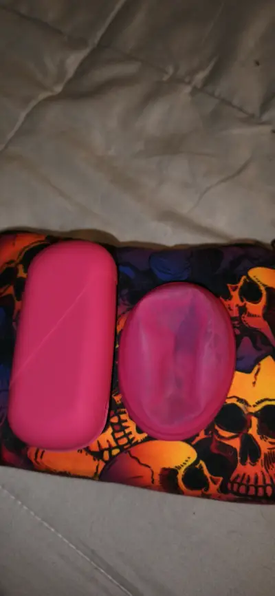 Set de copas menstruales reutilizables con estuche - miniatura 2