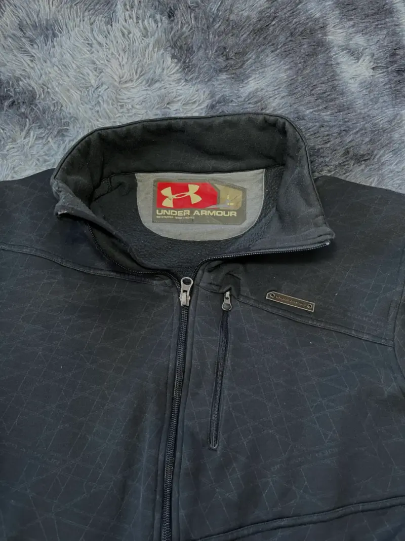 Chaqueta Under Armour negra - 3