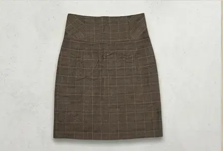 Falda a cuadros marrón para mujer