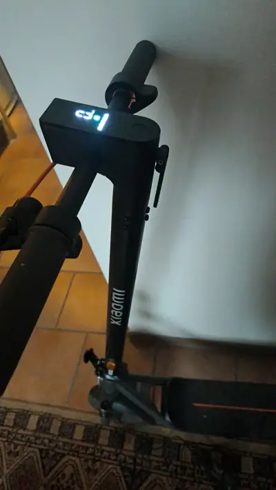Scooter eléctrico Xiaomi Lite 6 - miniatura 2