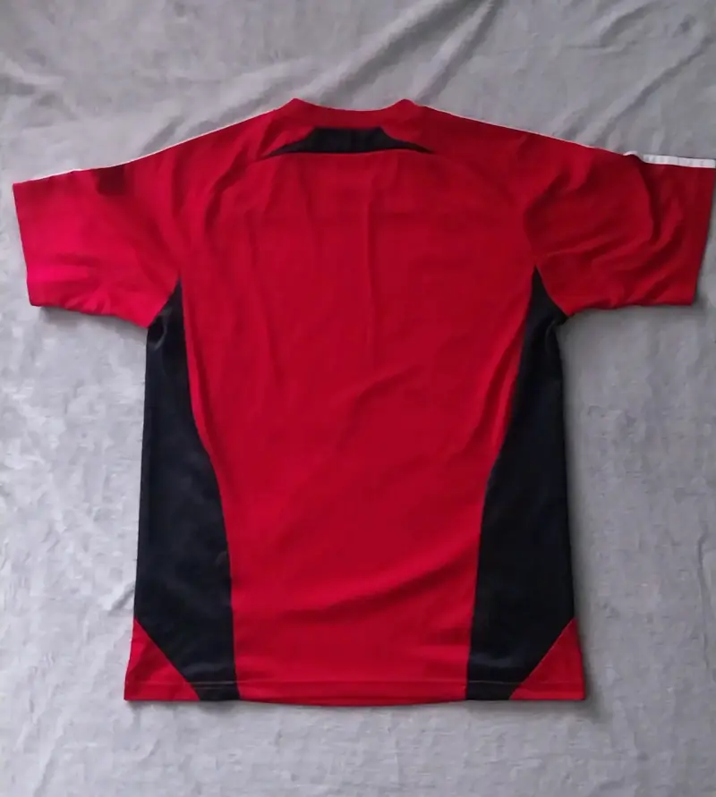 Polera deportiva roja Adidas para hombre - 2